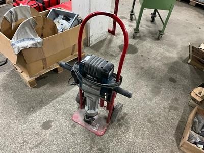 Overview picture of 2012 Bosch GSH 27 VC breaker